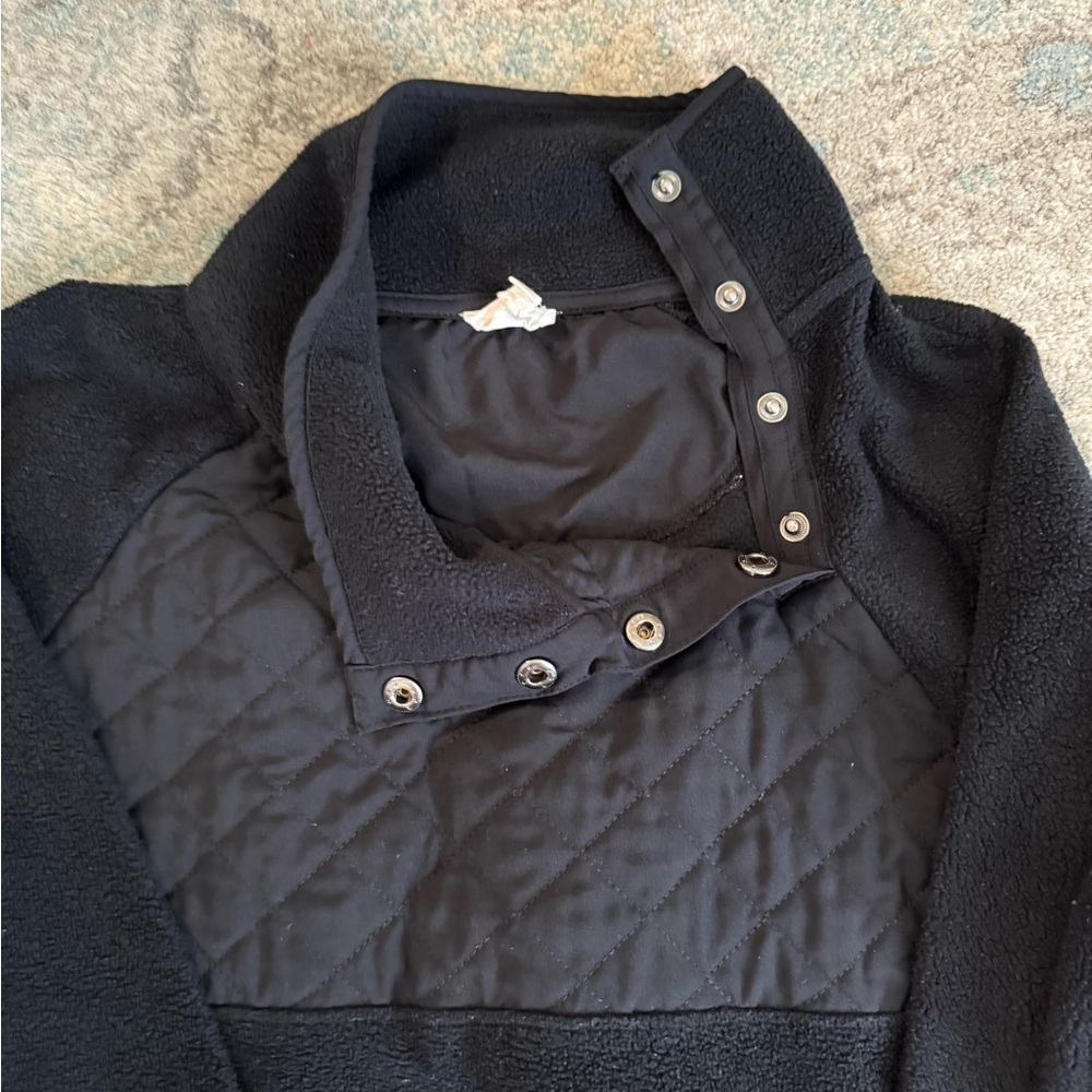 Cozy black snap pullover - Picture 2 of 3